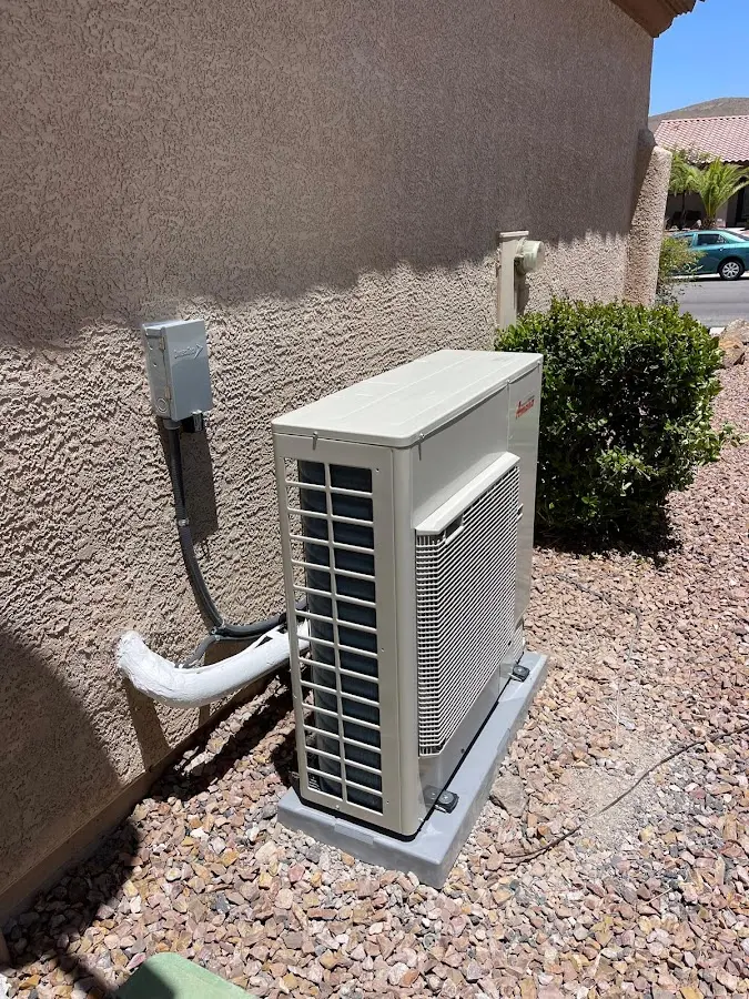 Residential air conditioning condenser unit in Kinston